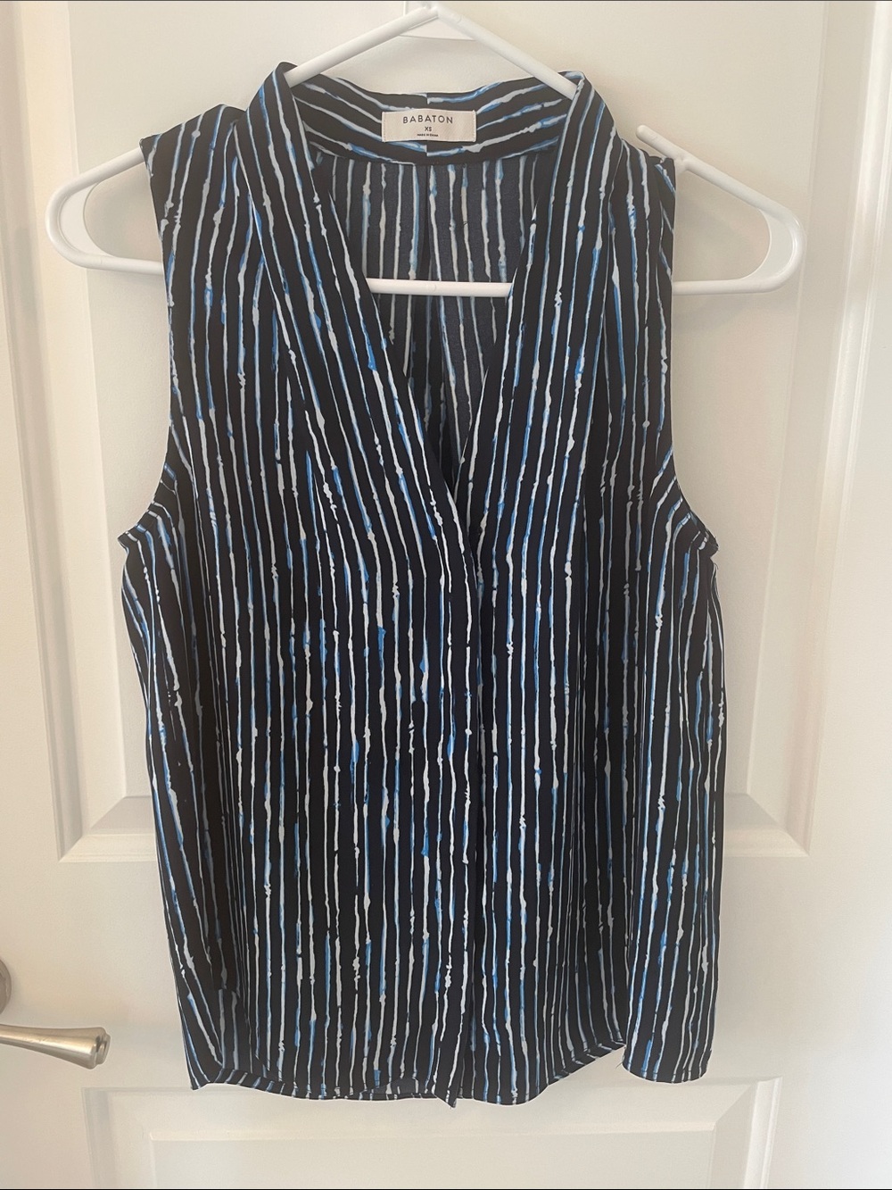 Babaton Black Sleeveless V-Neck Striped Camisole with Blue & White Lines